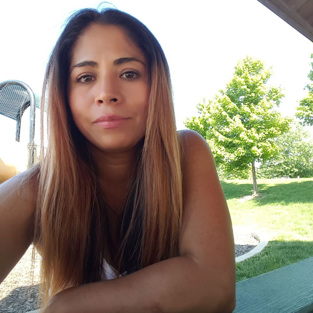 Meet your Posher, Carolina